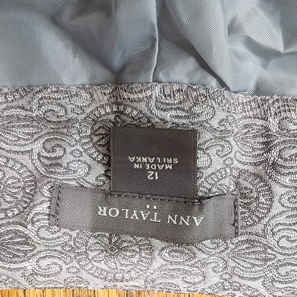 Ann Taylor Gray Dress Pants Straight-Leg - Picture 4 of 10